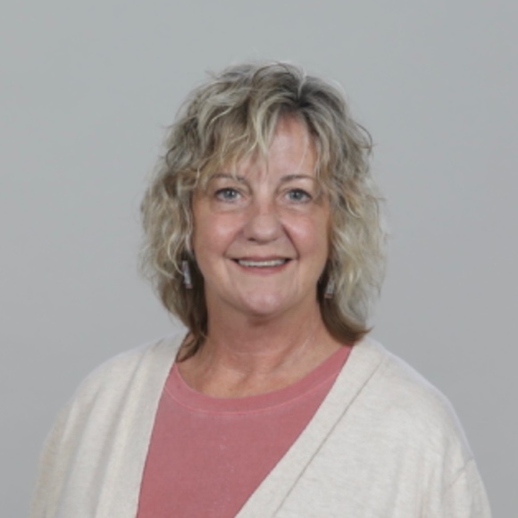 Meet your Posher, Carol - Picture 1 of 1